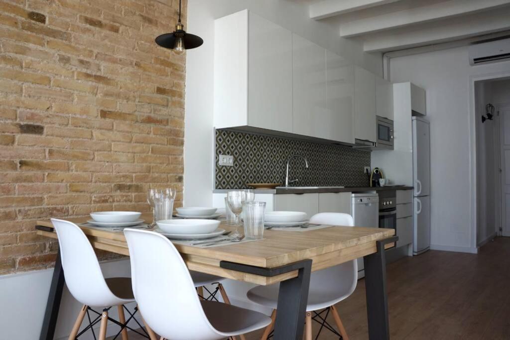 הוספיטלט דה יוברגאט Barcelona Industrial Style Apartment מראה חיצוני תמונה