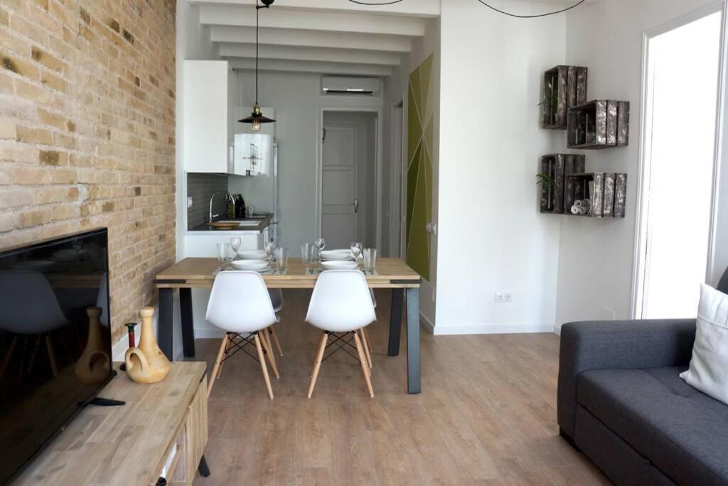 הוספיטלט דה יוברגאט Barcelona Industrial Style Apartment מראה חיצוני תמונה