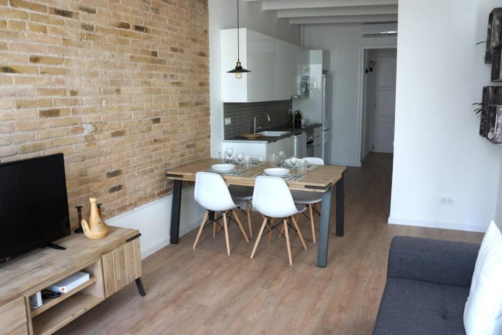 הוספיטלט דה יוברגאט Barcelona Industrial Style Apartment מראה חיצוני תמונה