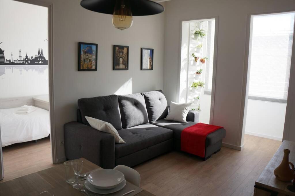 הוספיטלט דה יוברגאט Barcelona Industrial Style Apartment מראה חיצוני תמונה